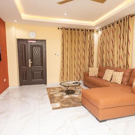 Washington Court Furnished Apartments Kwashieman Ngoại thất bức ảnh