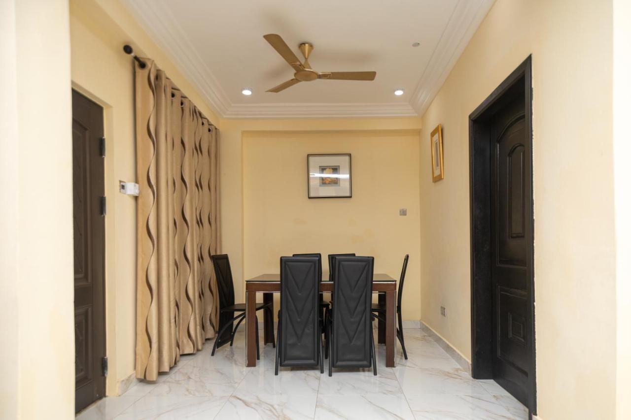 Washington Court Furnished Apartments Kwashieman Ngoại thất bức ảnh