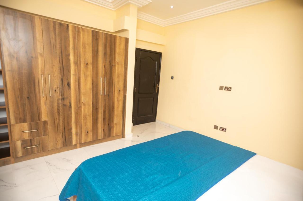 Washington Court Furnished Apartments Kwashieman Ngoại thất bức ảnh