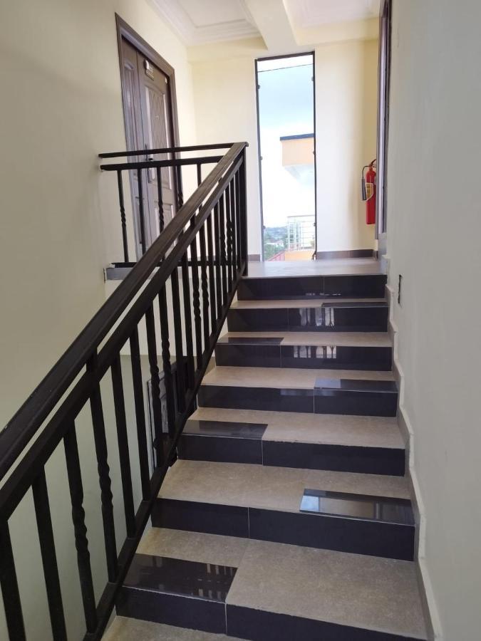 Washington Court Furnished Apartments Kwashieman Ngoại thất bức ảnh