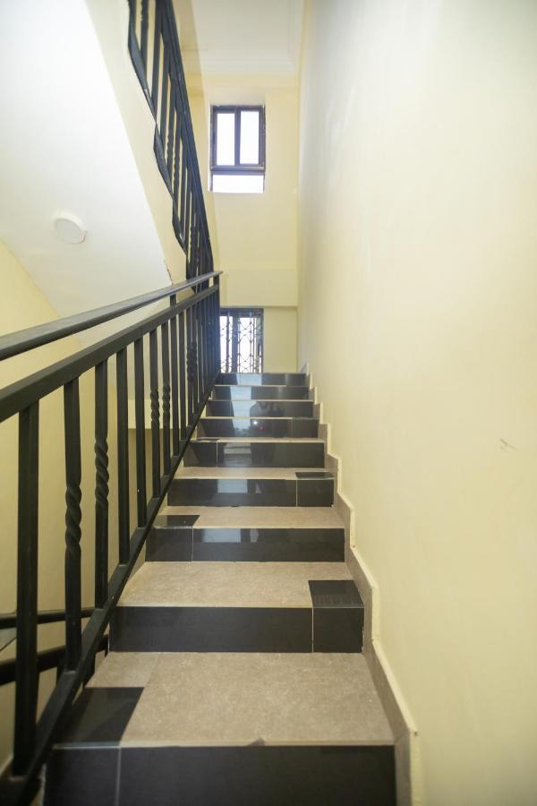 Washington Court Furnished Apartments Kwashieman Ngoại thất bức ảnh