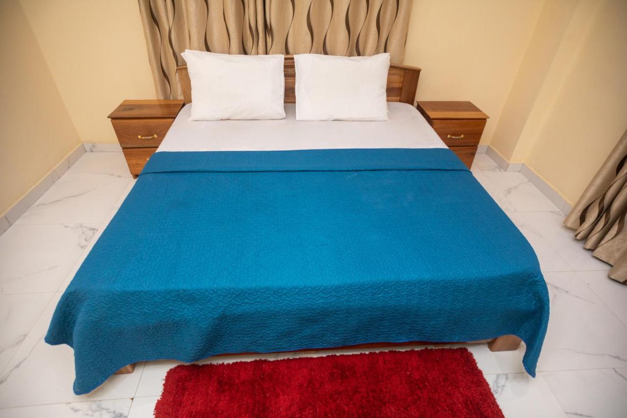 Washington Court Furnished Apartments Kwashieman Ngoại thất bức ảnh
