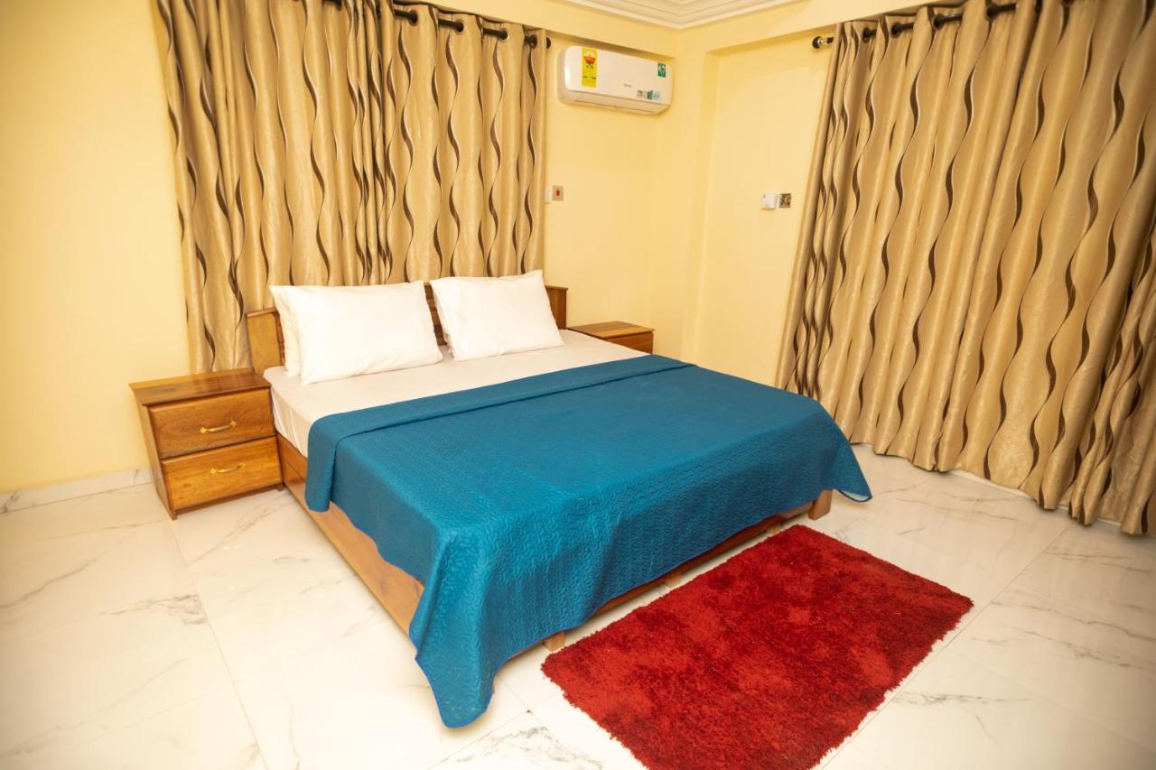 Washington Court Furnished Apartments Kwashieman Ngoại thất bức ảnh