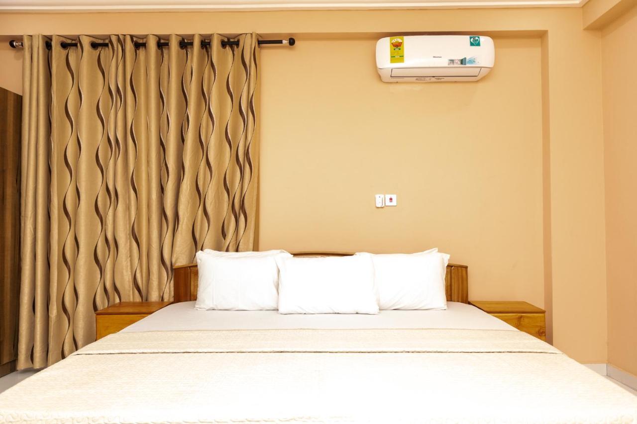 Washington Court Furnished Apartments Kwashieman Ngoại thất bức ảnh